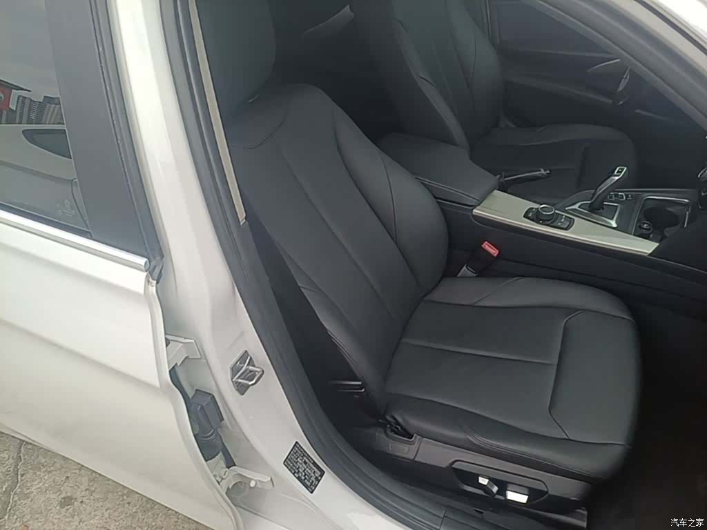 BMW 3 Series, 2016 25