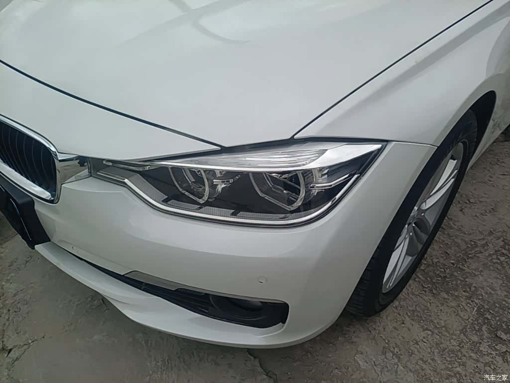 BMW 3 Series, 2016 24
