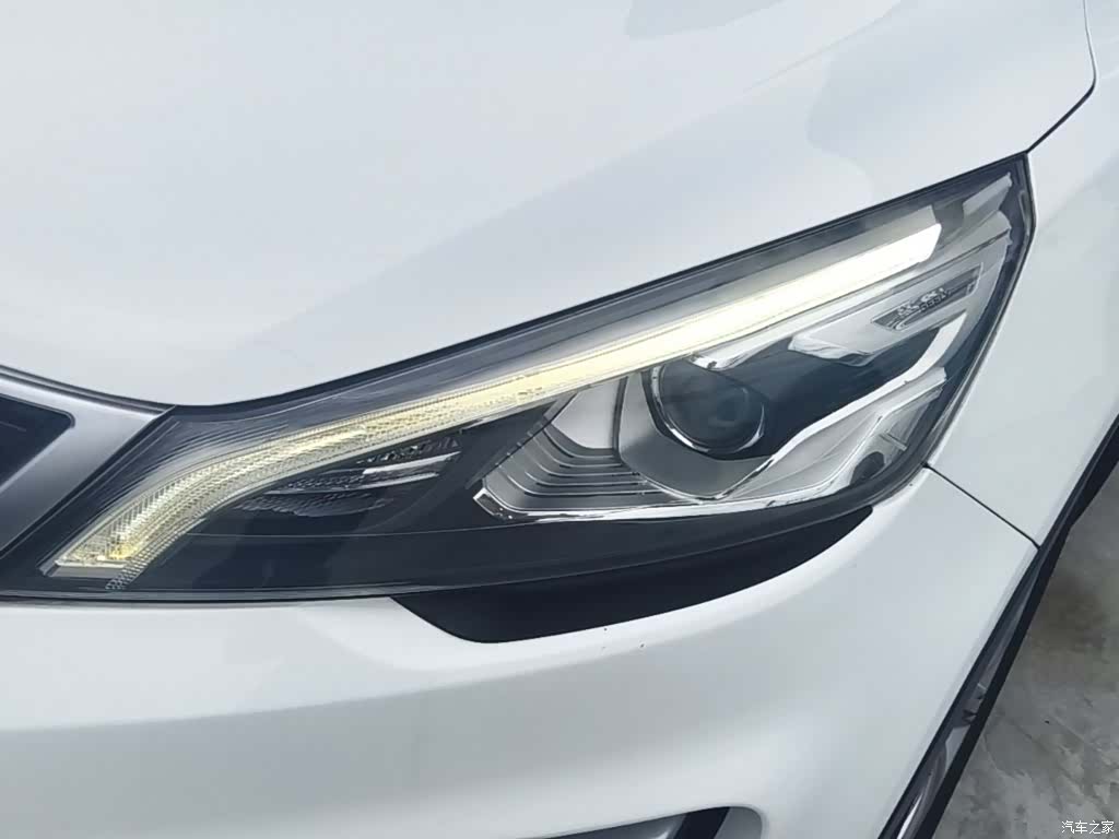 Geely Emgrand, 2019 24