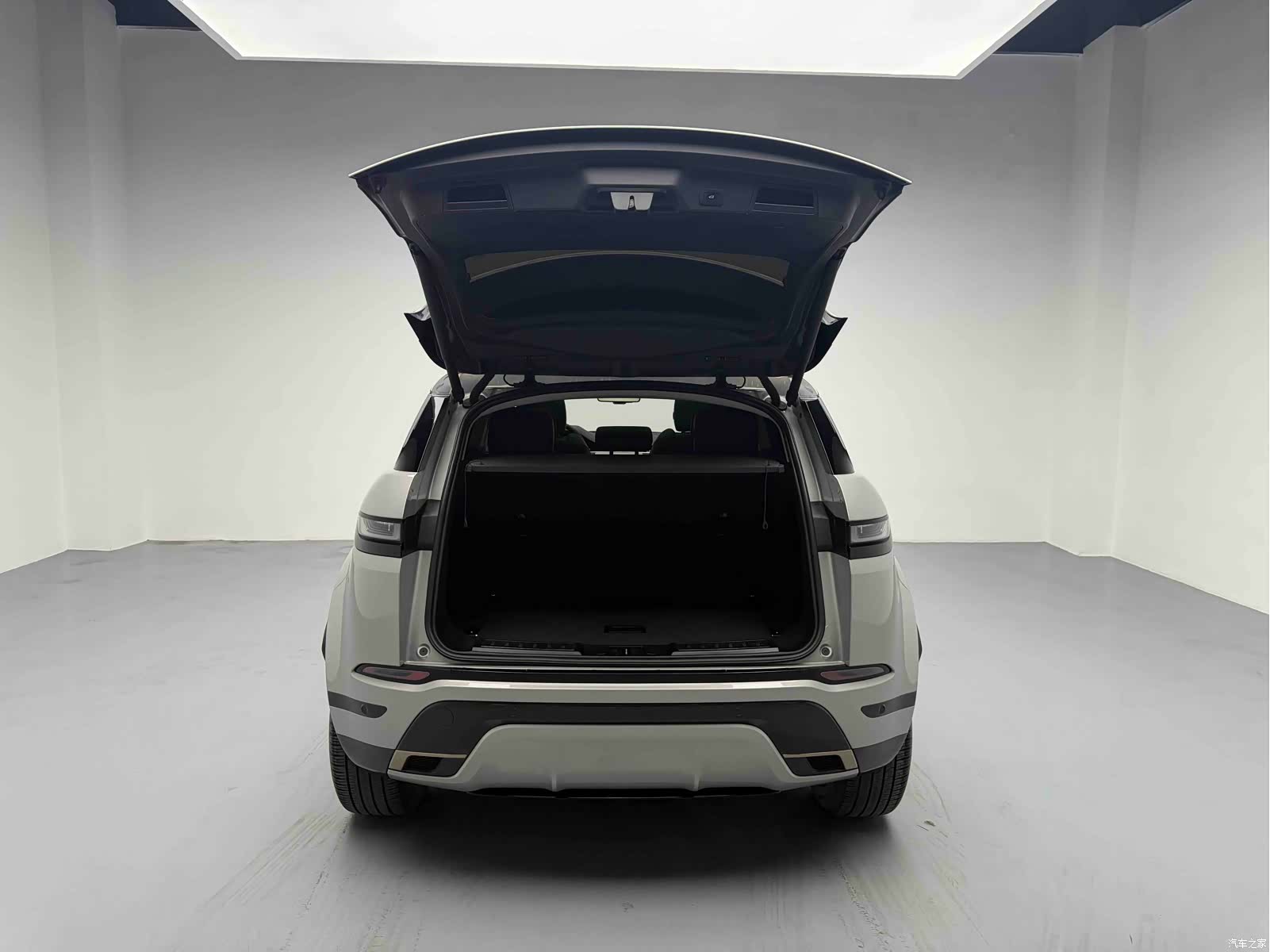 Land Rover Range Rover, 2024 16