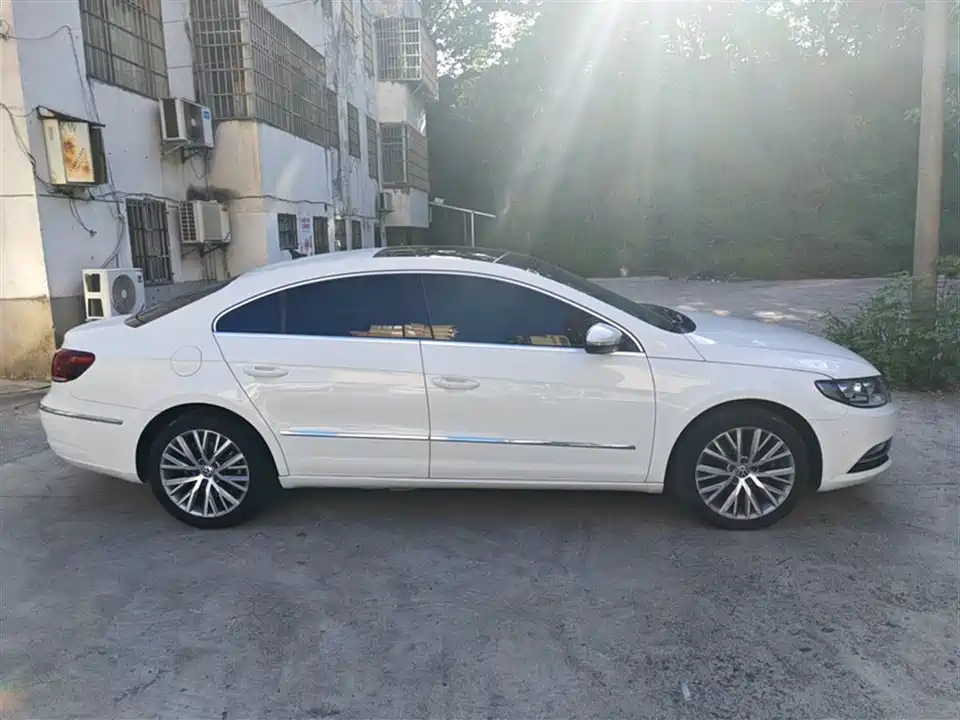 Volkswagen CC