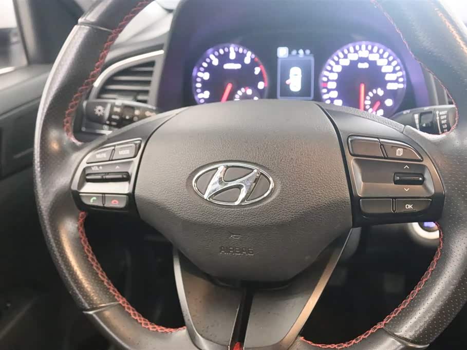 Hyundai Lead