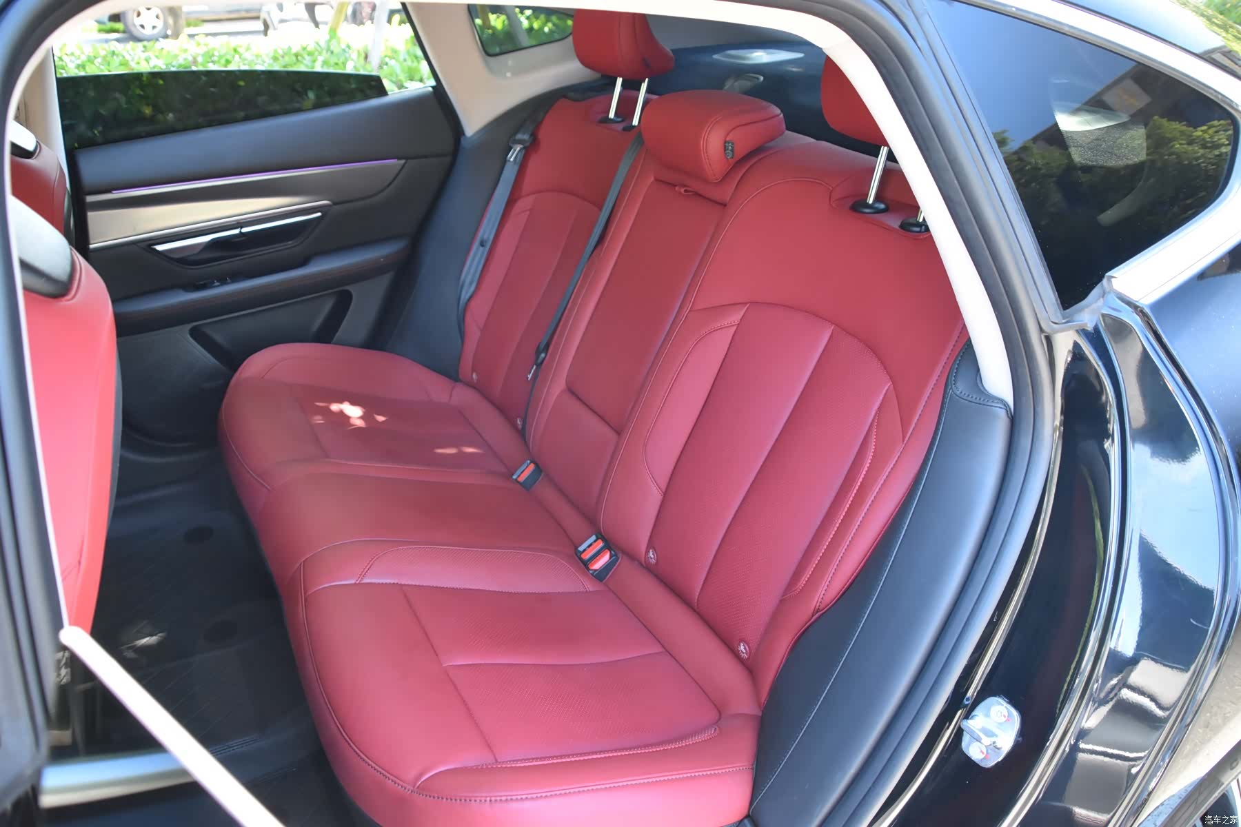 Xpeng P7, 2023 11