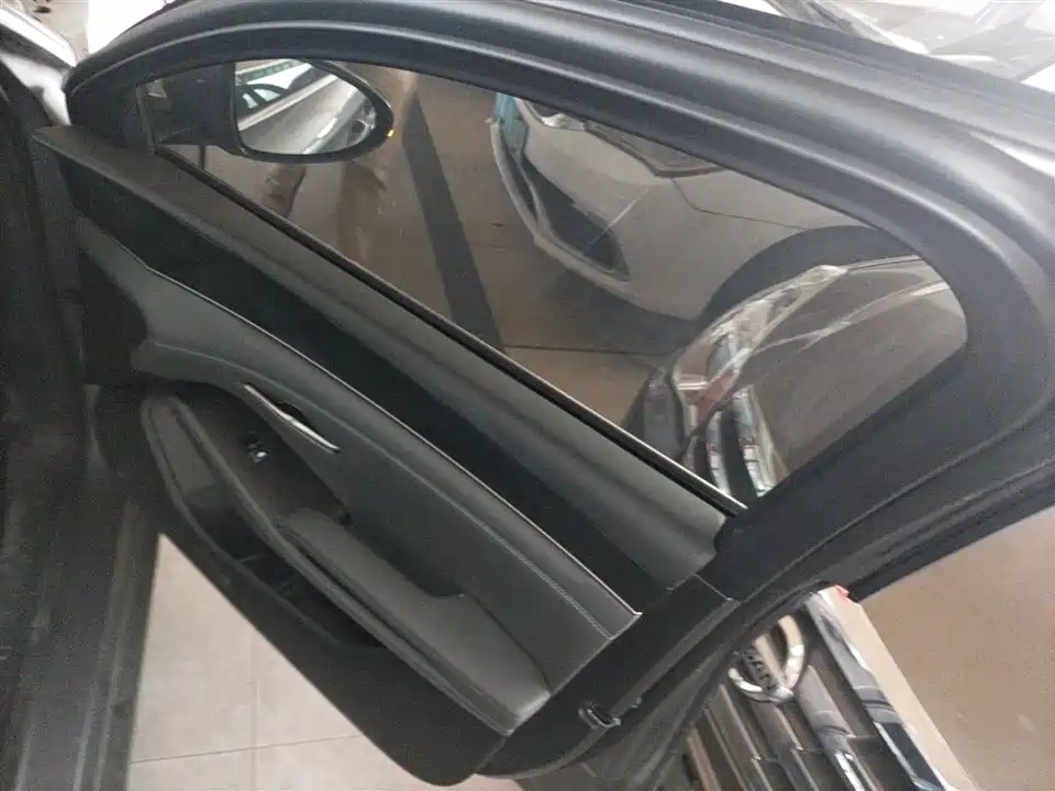 BYD Qin L