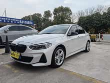 ����1ϵ 2022�� 120i M�˶���ҹ��