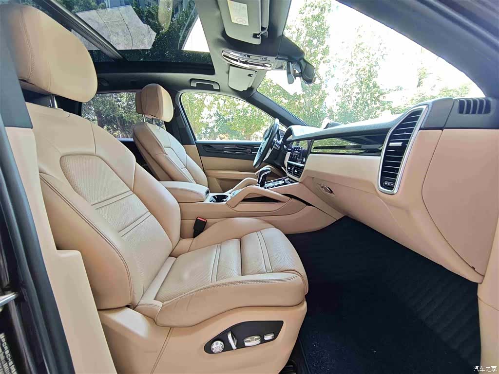 Porsche Cayenne, 2018 9