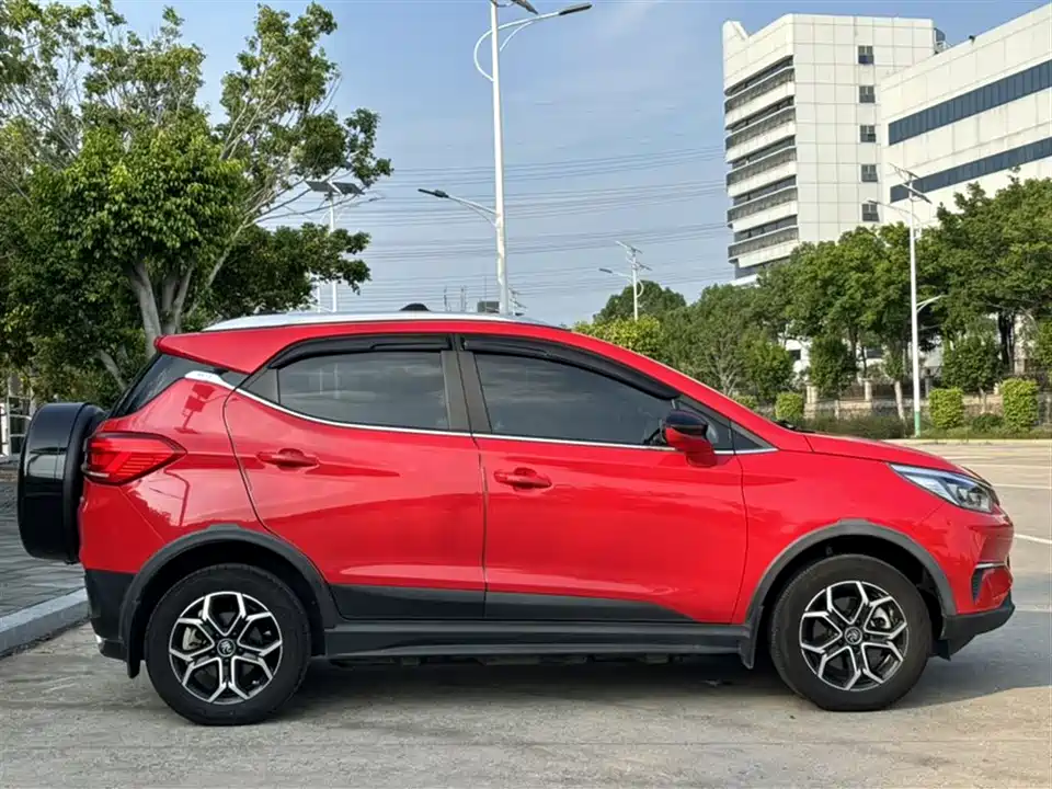 BYD Yuan Pro BYD Yuan Pro