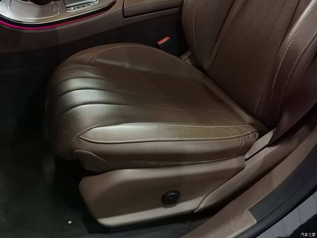 Mercedes-Benz E-Class, 2020 20