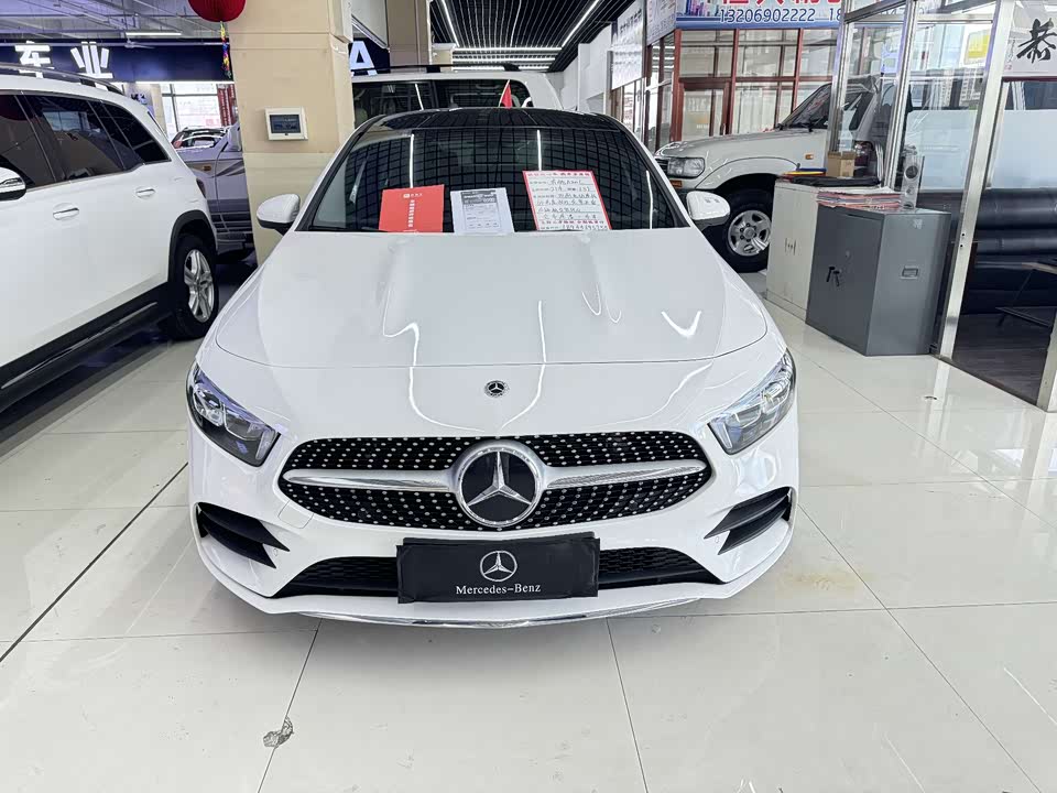 Mercedes-Benz Class A Mercedes-Benz Class A