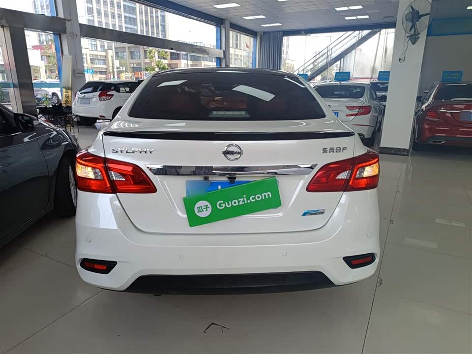 Nissan Xuan Yi