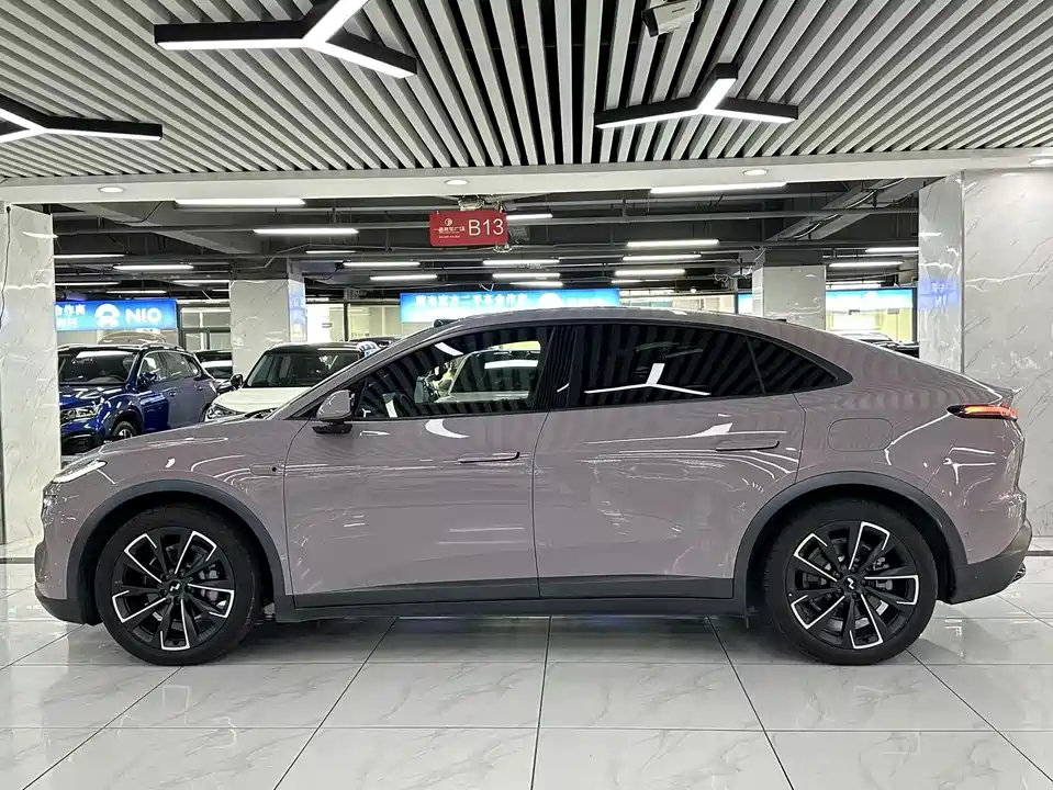 NIO L60