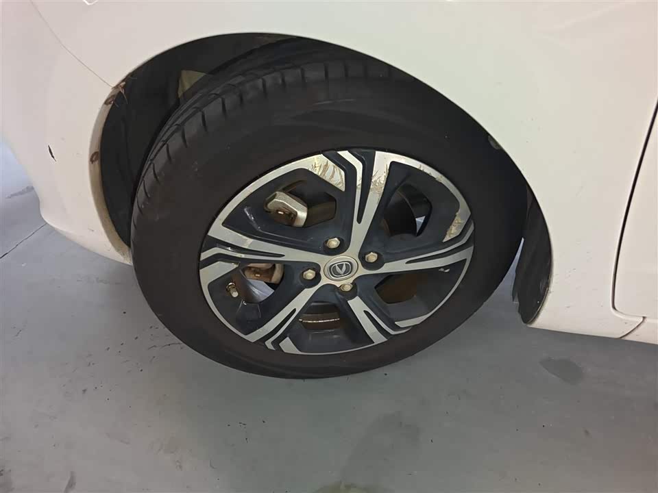 Changan Benben E-Star
