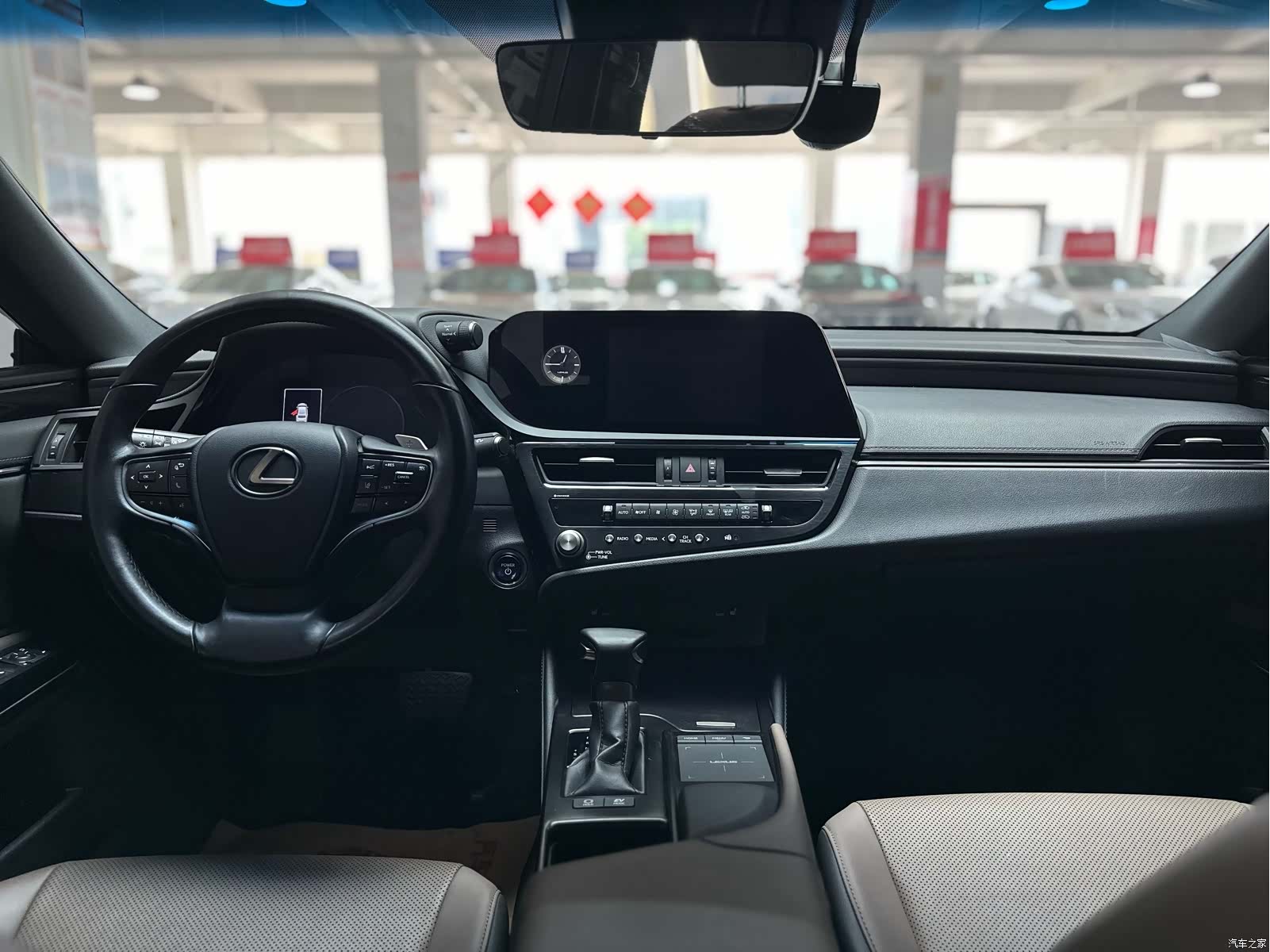 Lexus ES, 2021 9