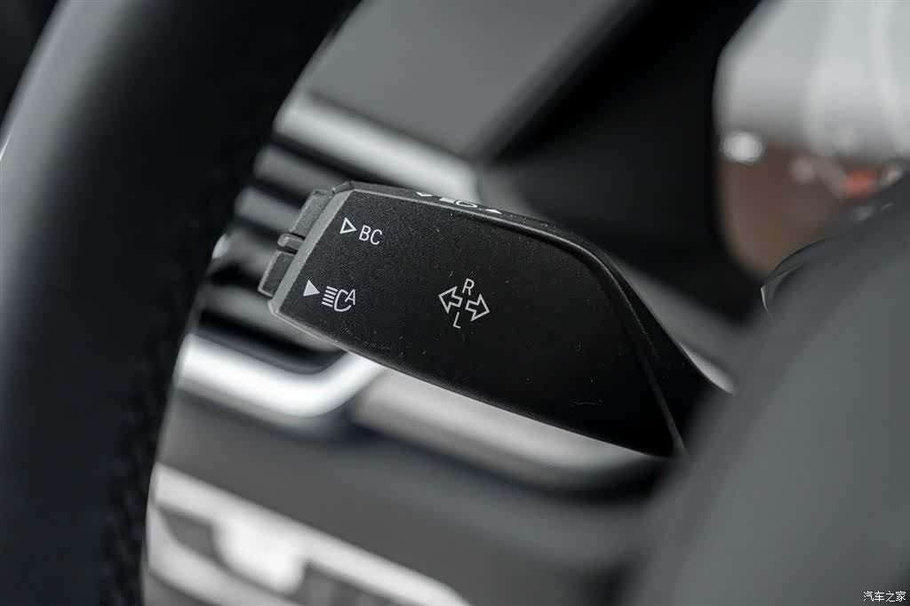 BMW X6, 2021 11