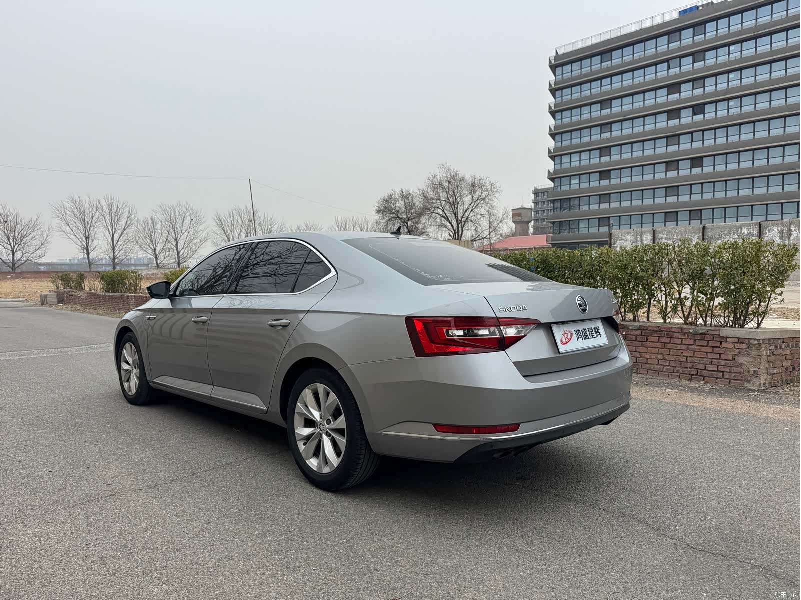 Skoda Superb, 2017 6
