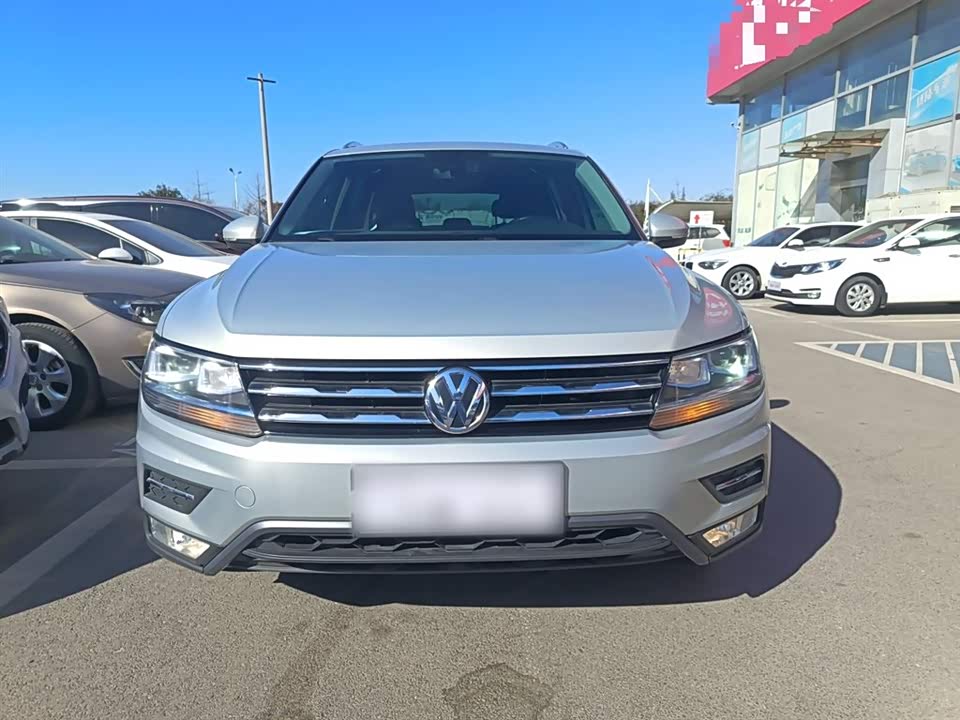 Volkswagen Tiguan L