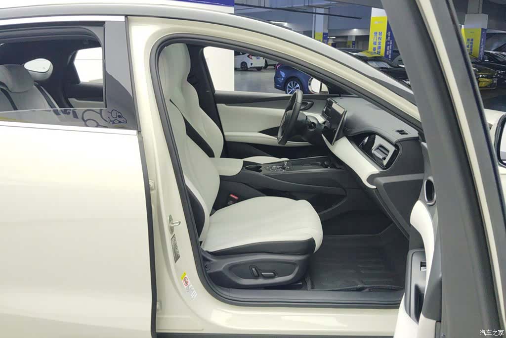 BYD Seal, 2024 8