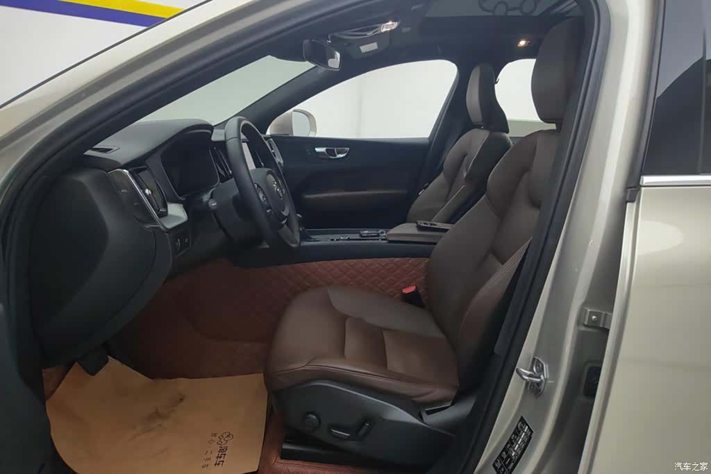 Volvo XC60, 2021 9