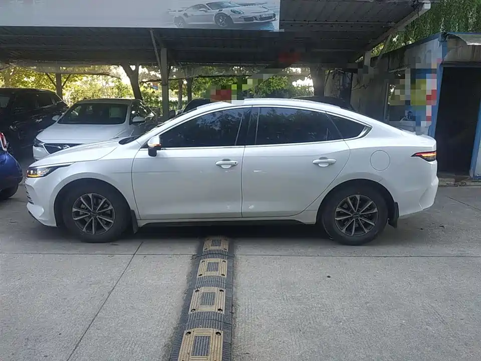 BYD Destroyer 05 BYD Destroyer 05