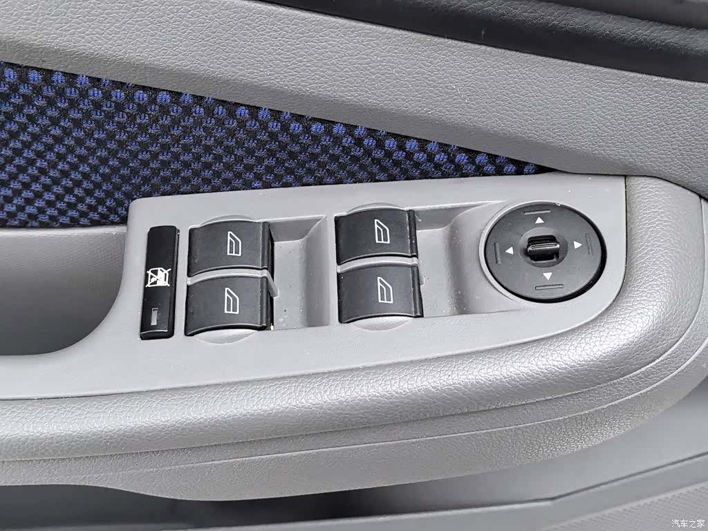 Ford Focus, 2014 9