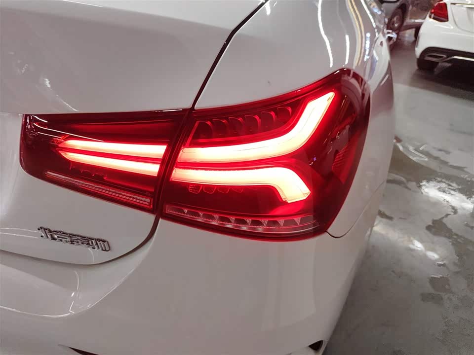 Mercedes-Benz Class A Mercedes-Benz Class A