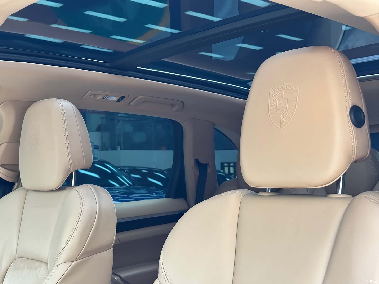 Porsche Cayenne, 2018 9