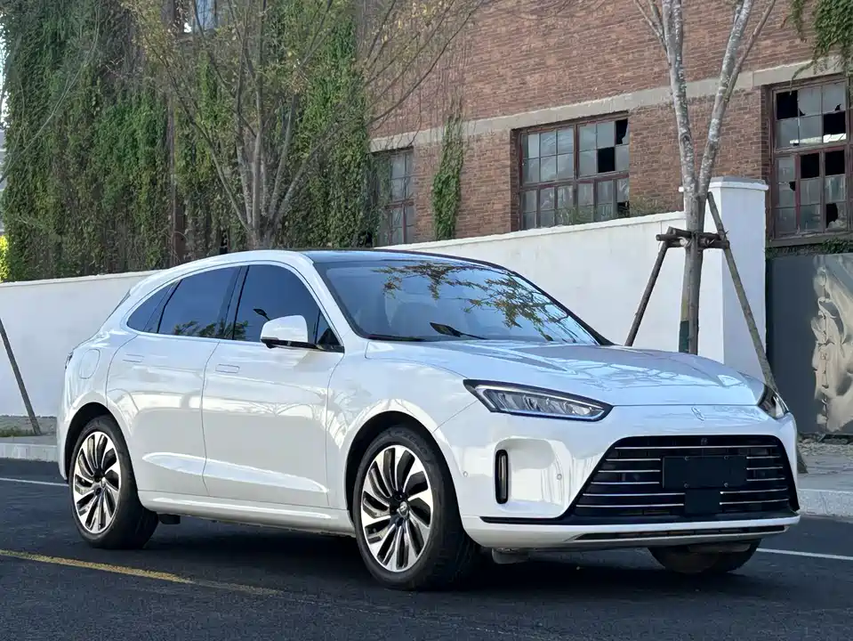 HarmonyOS Ask the world M5