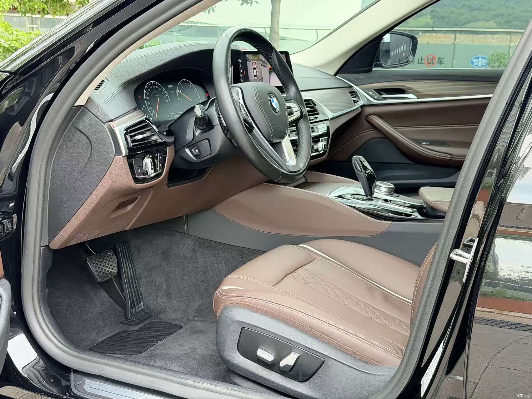 BMW 5 Series, 2019 8