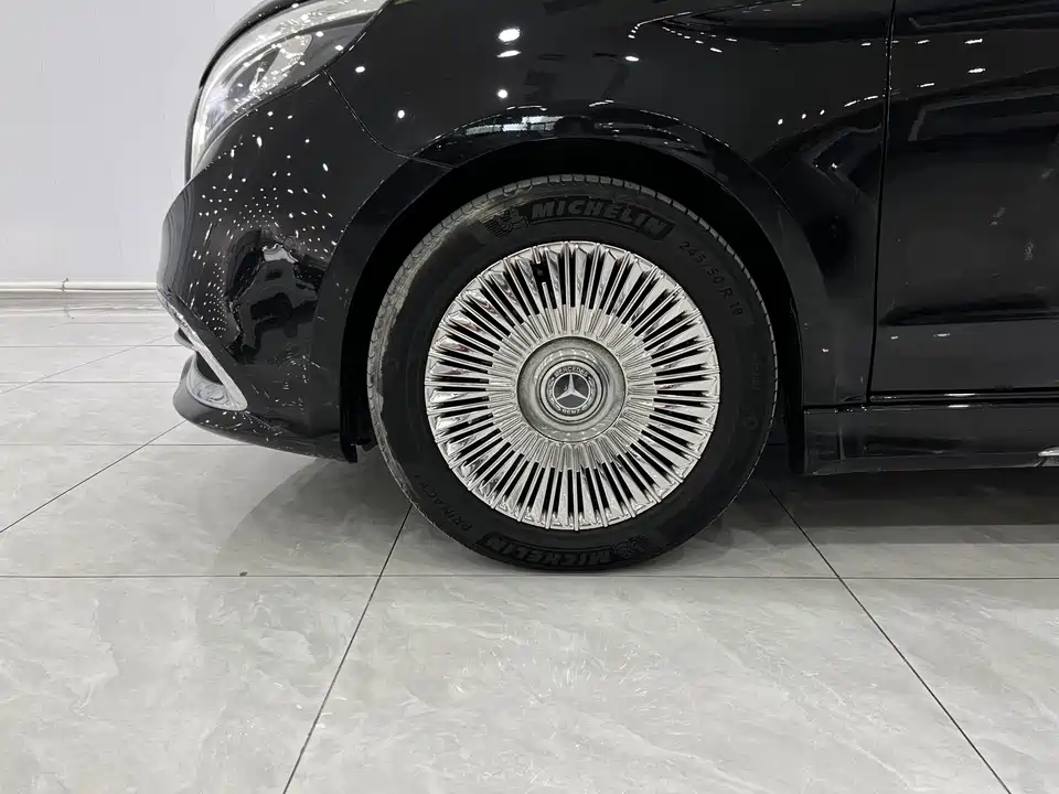 Mercedes-Benz V-class Mercedes-Benz V-class