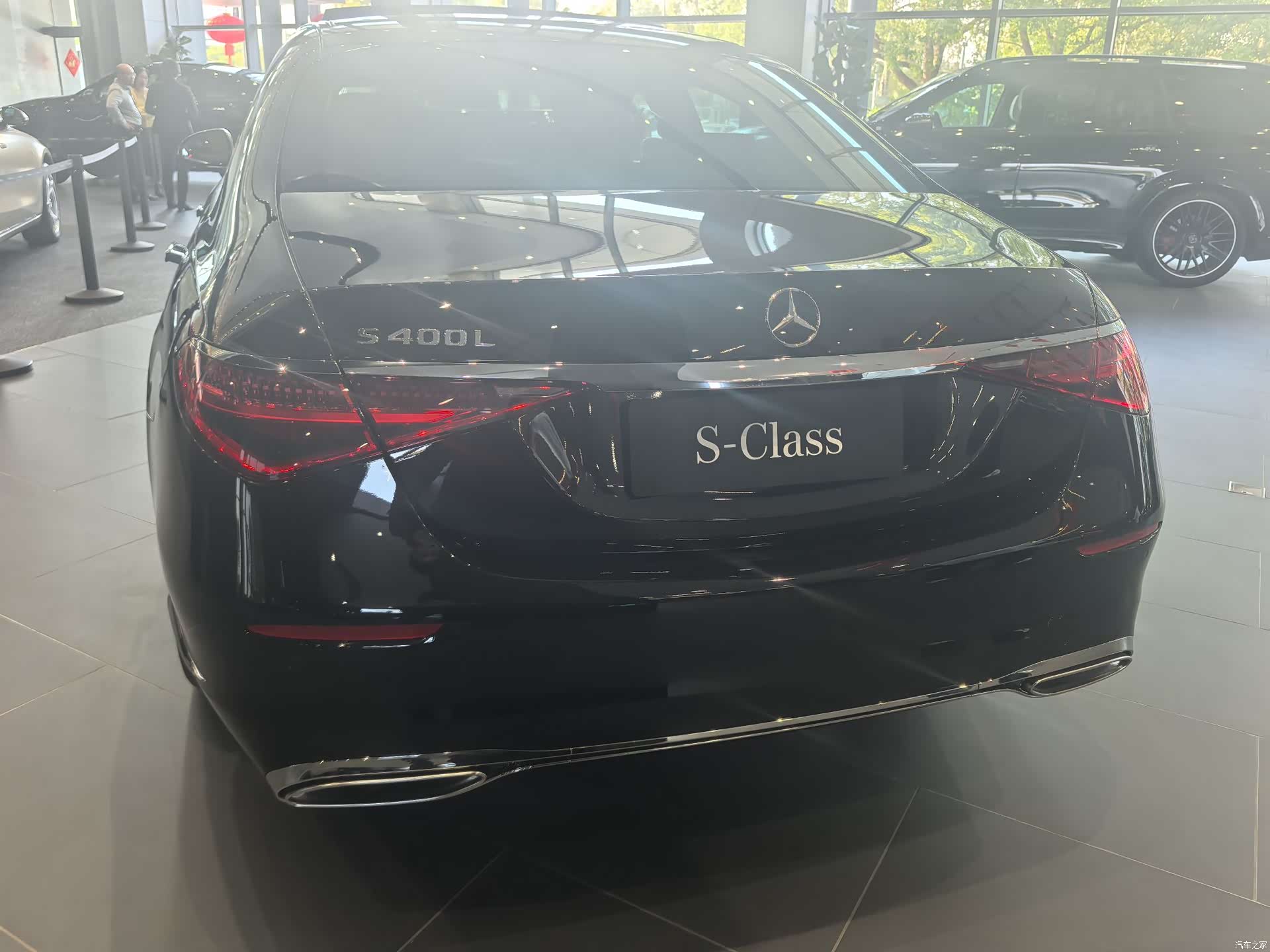 Mercedes-Benz S-Class, 1900 7