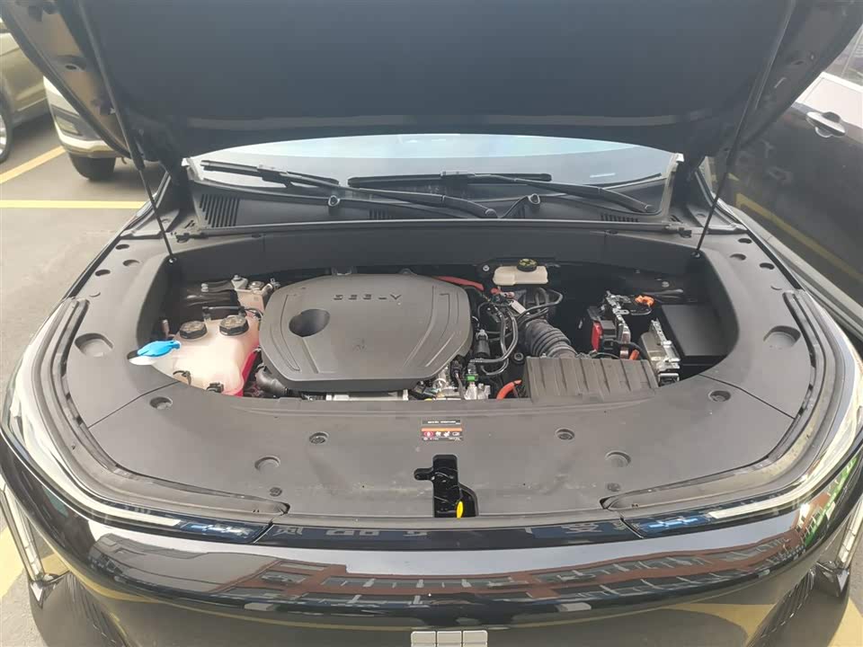 Geely Galaxy Galaxy L7