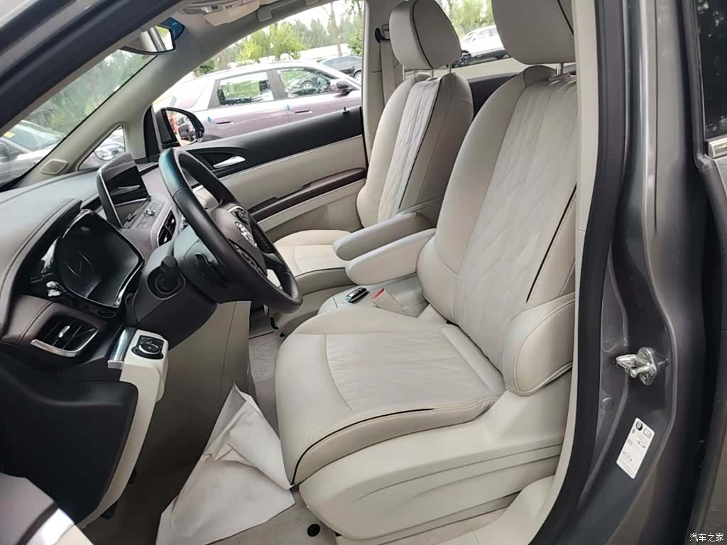Buick GL8, 2021 15