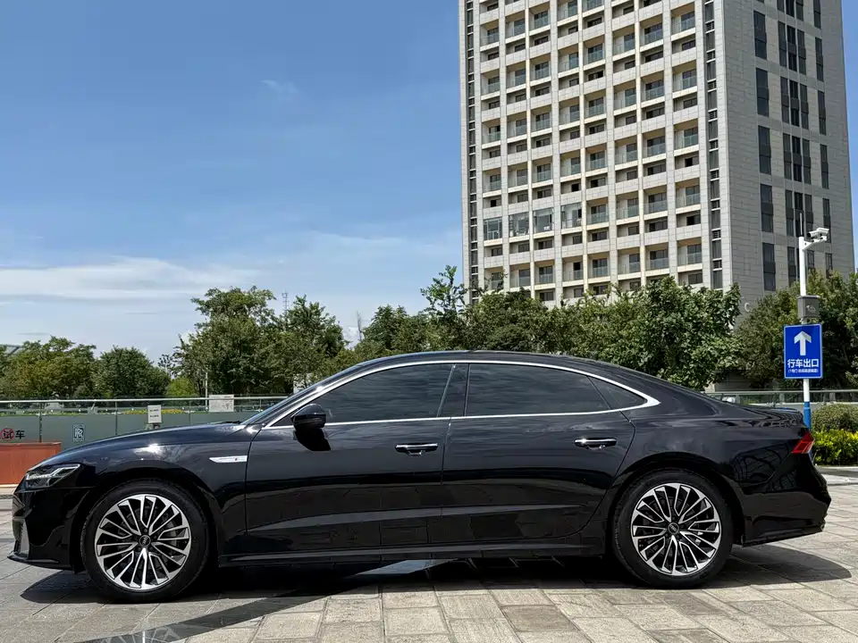 Audi A7L Audi A7L