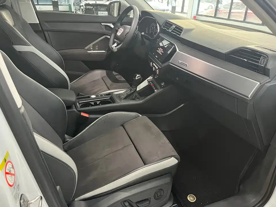Audi Q3 Audi Q3
