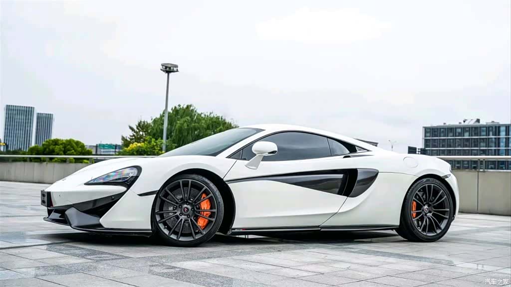 McLaren 570, 2017 6