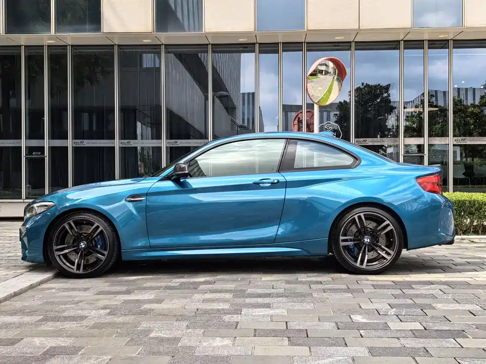 BMW M2