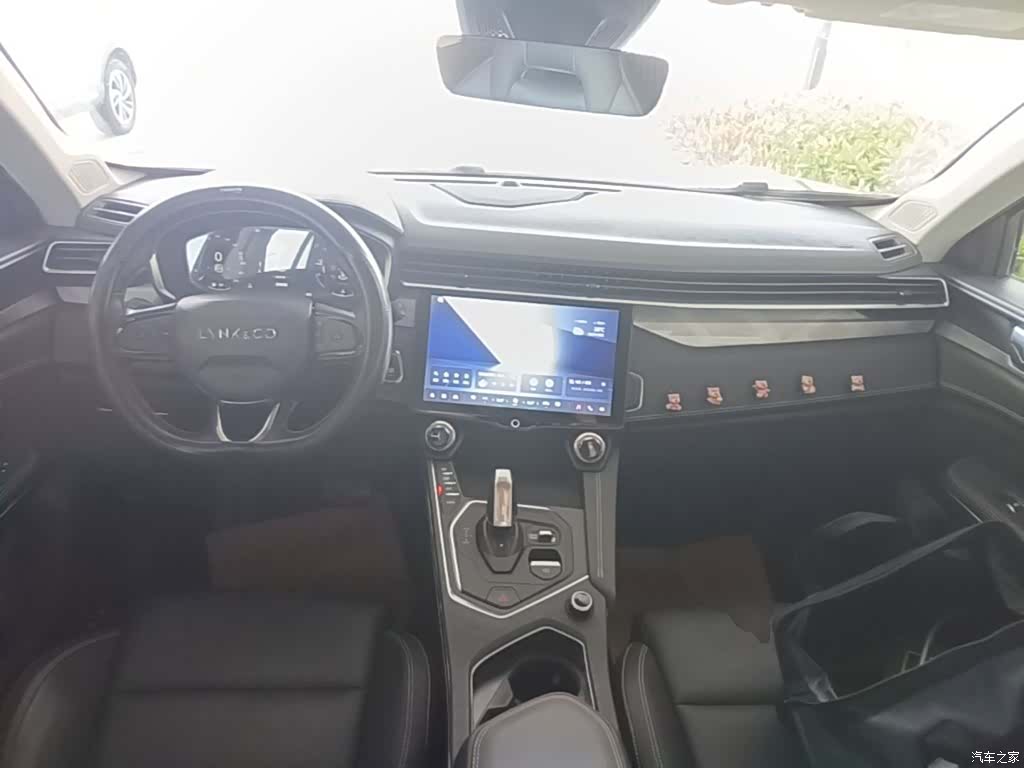 Lynk & Co 01, 2023 10