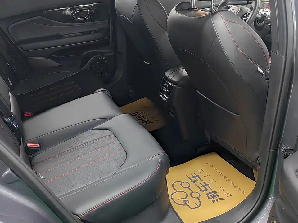 Trumpchi Shadow Leopard