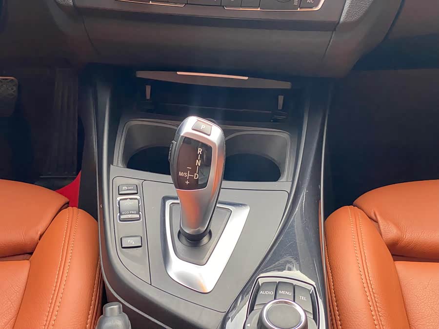 BMW 1 Series 2015, фото 11