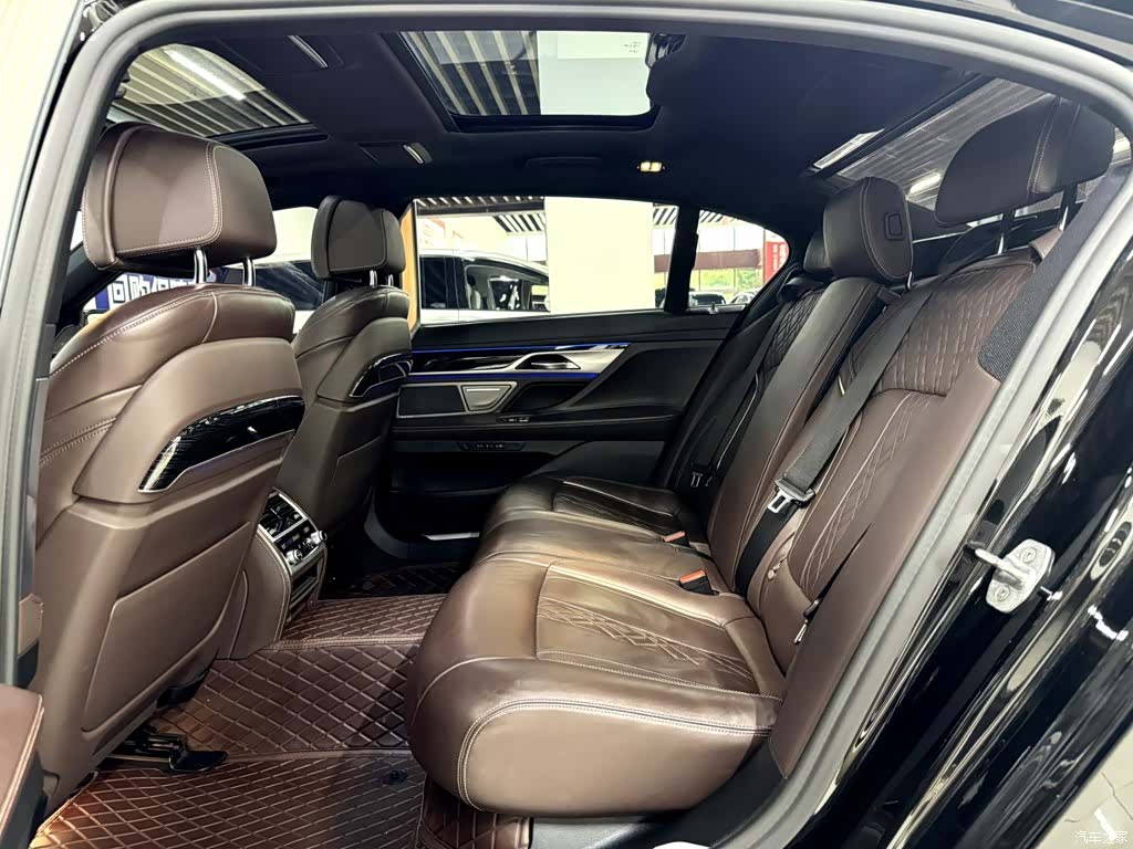 BMW 7 Series, 2021 13