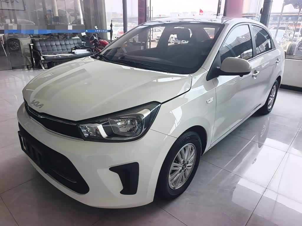 Kia Pegas