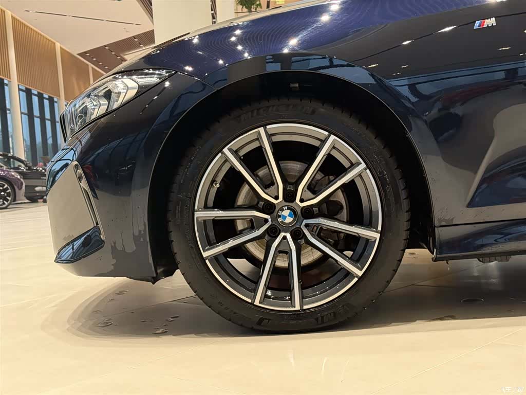 BMW 3 Series, 2024 12