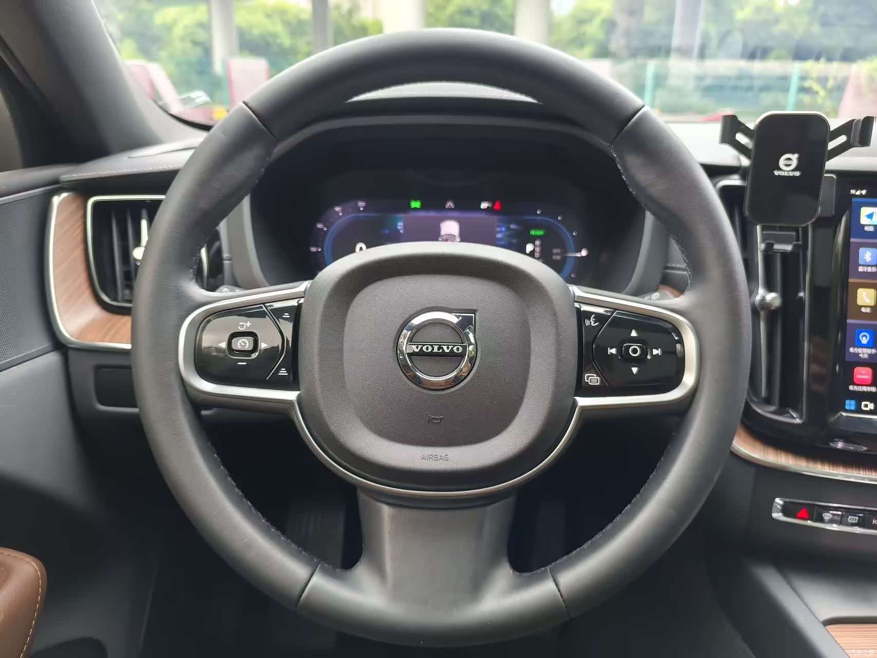 Volvo XC60, 2024 10