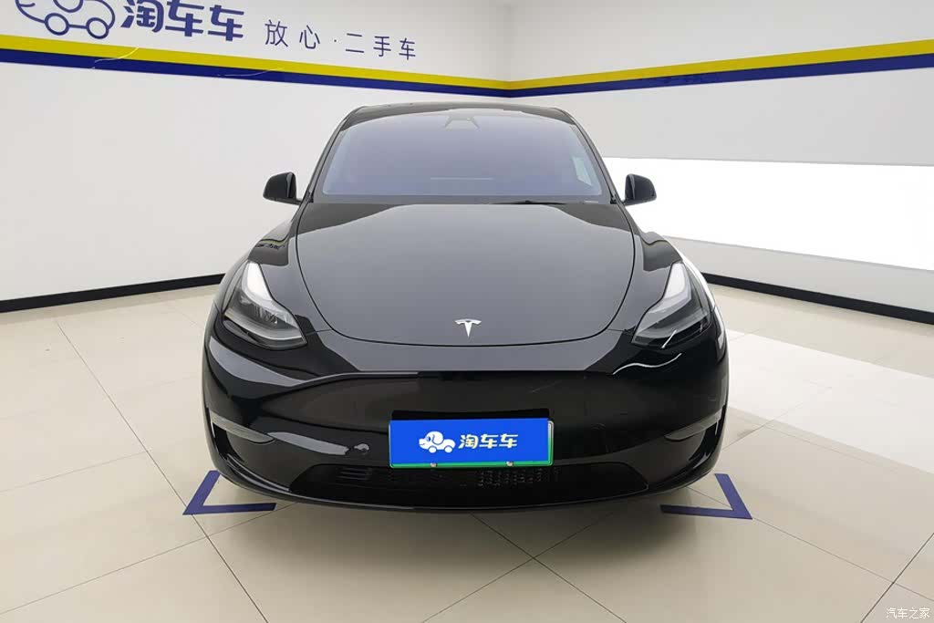 Tesla Model Y, 2022 2