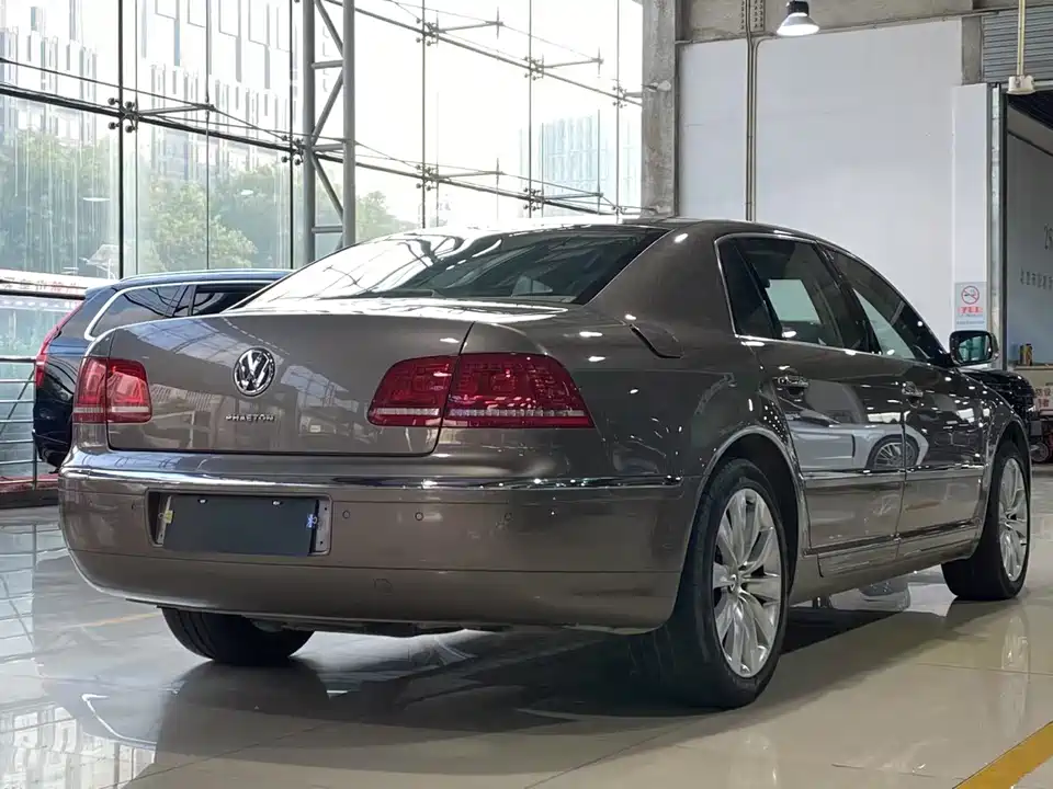 Volkswagen Phaeton