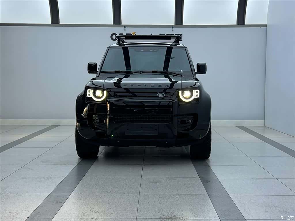 Land Rover Defender, 2024 2