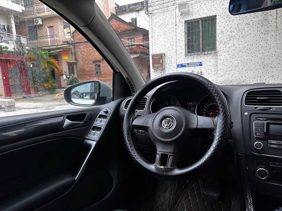 Volkswagen Golf 2010, фото 15