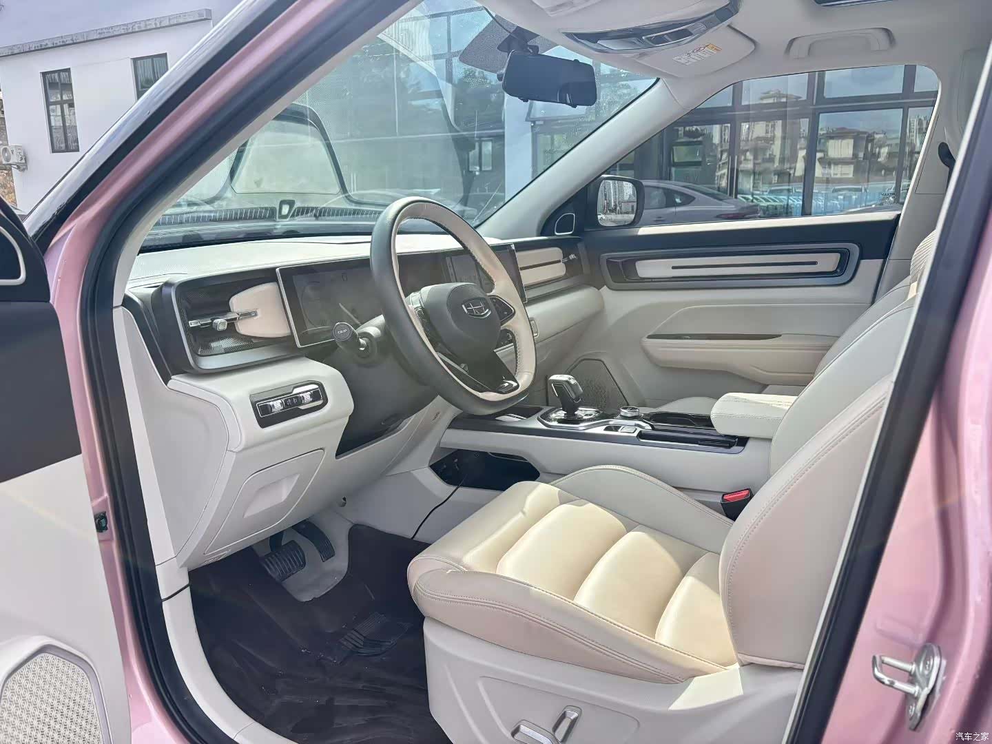 Geely Icon, 2022 4