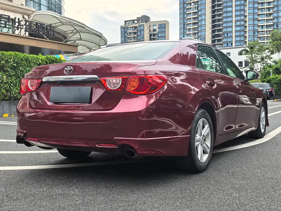 Toyota Reiz Toyota Reiz