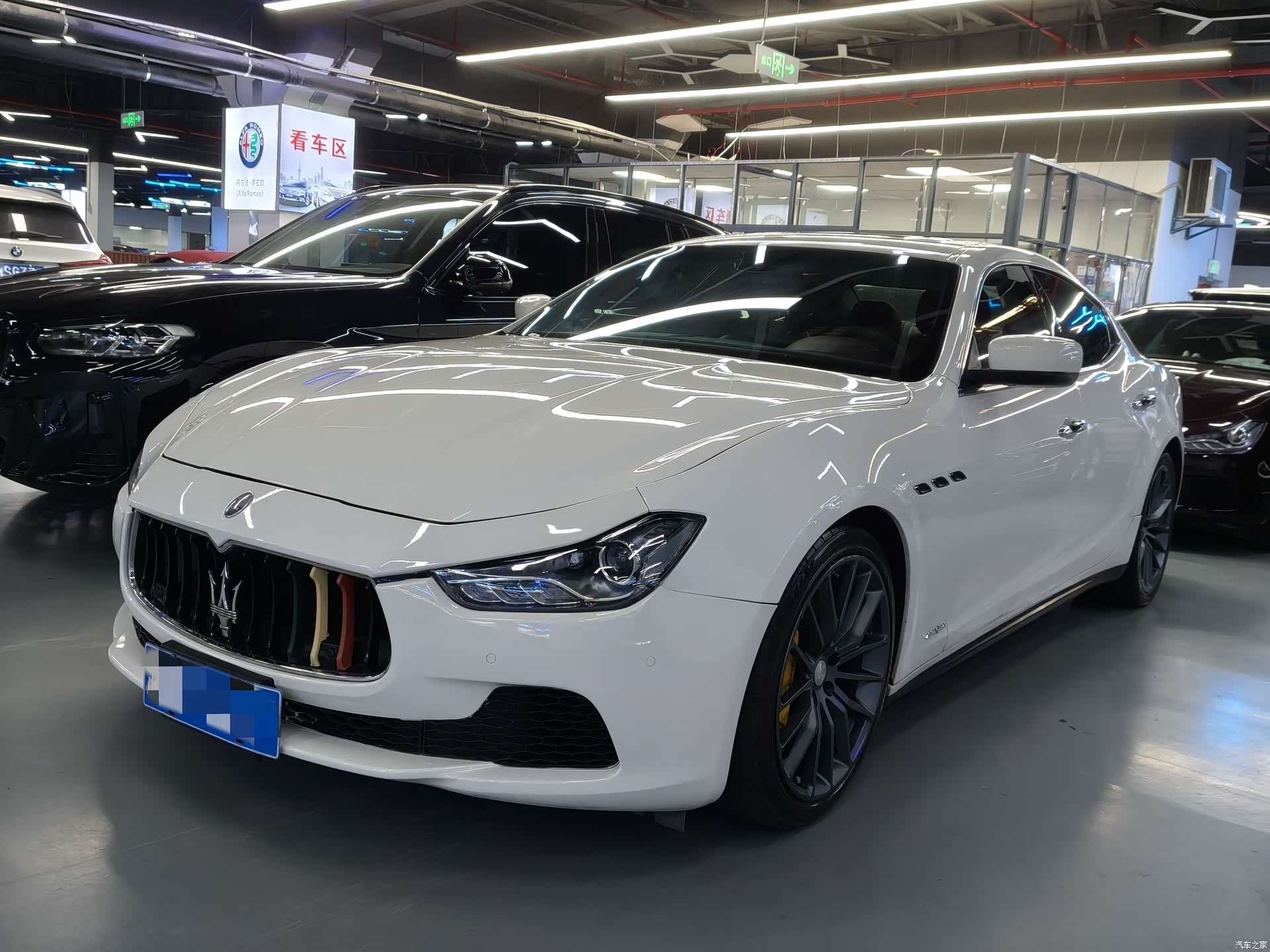 Maserati Ghibli, 2015 1